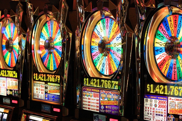 Casino repartió millones de euros como se gana en las maquinas tragamonedas 907270