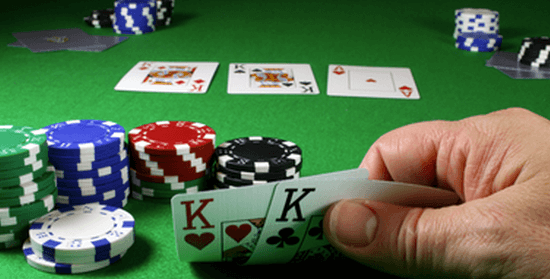 Estrategia poker online comparación con competidores casino 982937